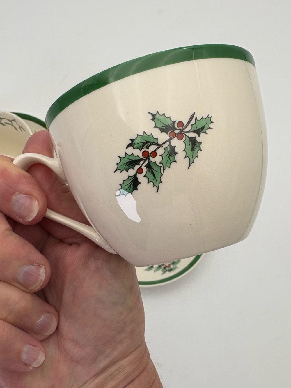 Two Vintage Spode Christmas Tree Coffee/Tea Cup and Saucer Set - Made in England - Picture 5 of 16